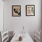 Riviera Garibaldi Gæstehus 4*