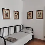Riviera Garibaldi Gæstehus 4*